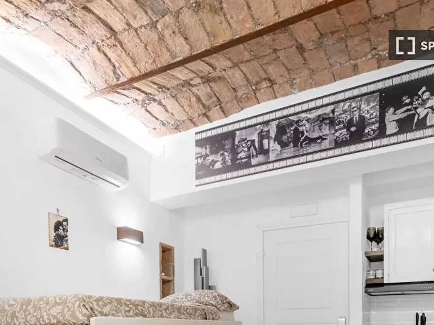 Immagine 11 di Ufficio in affitto  in Via dei Latini a Roma