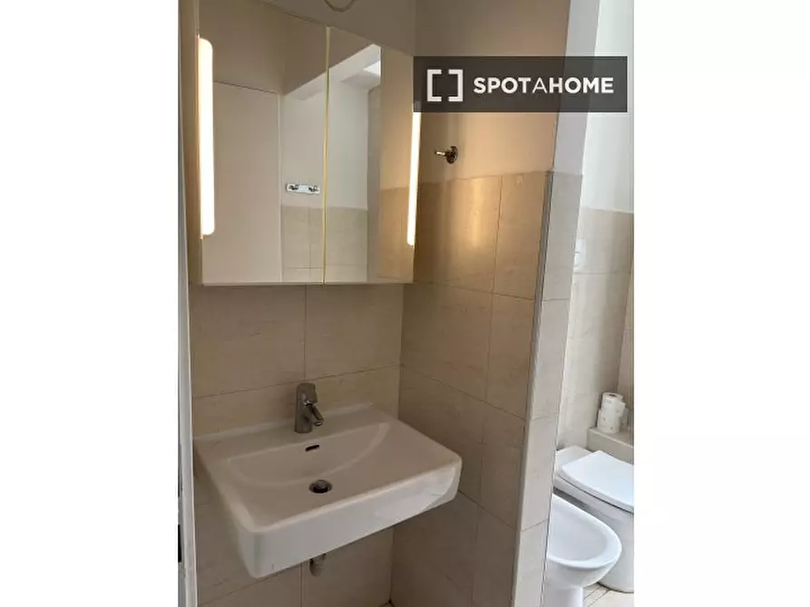 Immagine 2 di Appartamento in affitto  in V.le Berengario a Milano