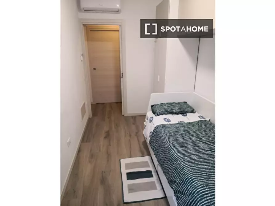 Immagine 2 di Camera condivisa in affitto  in Via Vecchia a Padova