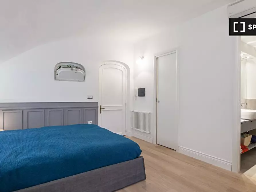 Immagine 14 di Appartamento in affitto  in Via di S. Giovanni Decollato a Roma