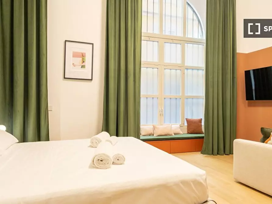 Immagine 9 di Ufficio in affitto  in Via Borromei a Milano