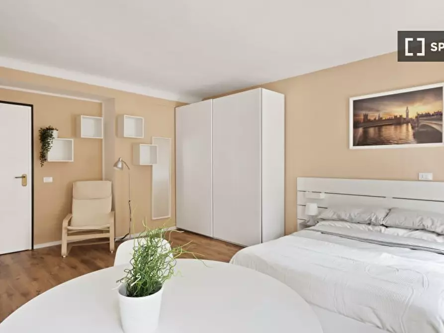 Immagine 3 di Ufficio in affitto  in Via Isaac Newton/A a Milano