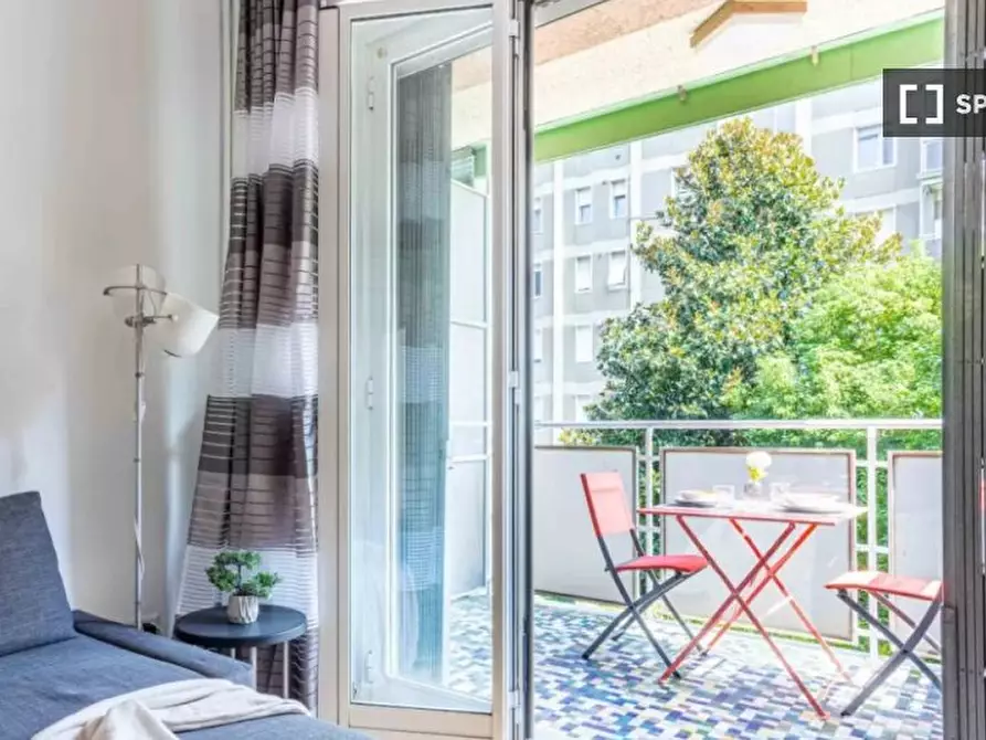 Immagine 5 di Appartamento in affitto  in Via Alcuino a Milano