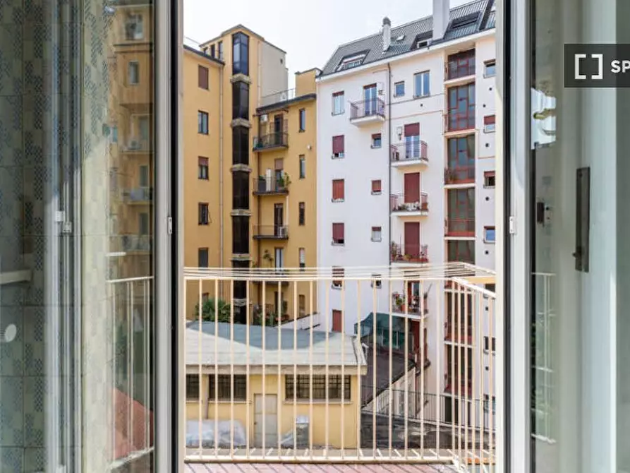 Immagine 17 di Camera condivisa in affitto  in Via Nino Oxilia a Milano