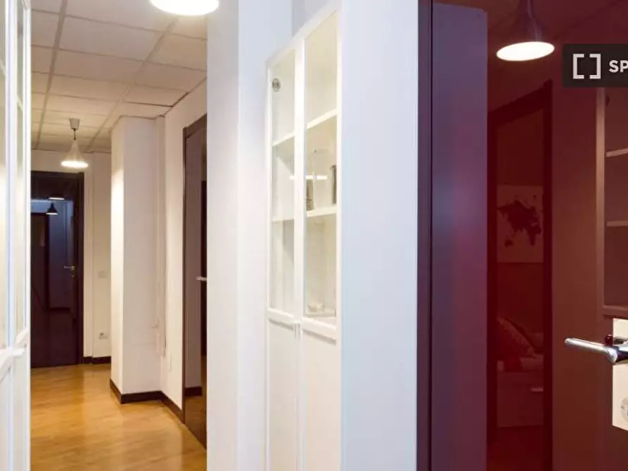 Immagine 17 di Camera condivisa in affitto  in Via Larga a Milano