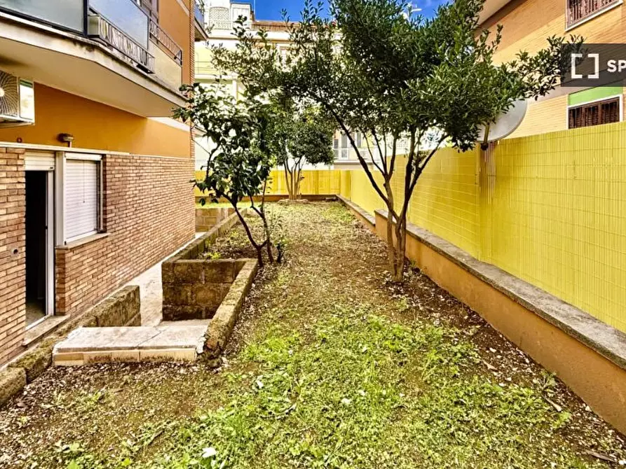 Immagine 15 di Appartamento in affitto  in Via Cardinal Salotti a Roma