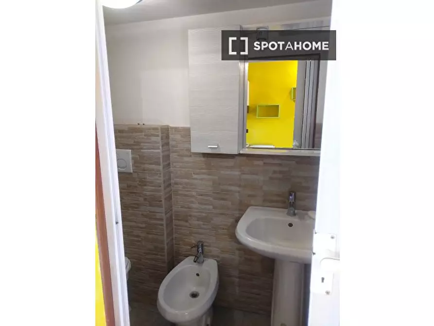 Immagine 12 di Appartamento in affitto  in Via Malone a Torino