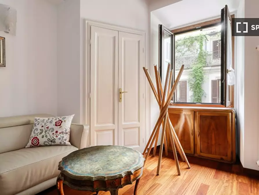 Immagine 2 di Appartamento in affitto  in Largo la Foppa a Milano