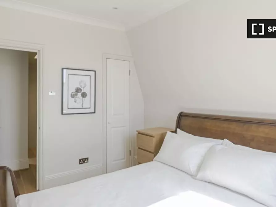 Immagine 10 di Appartamento in affitto  in flat a Hammersmith