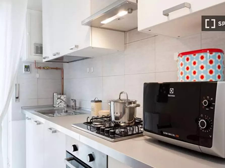 Immagine 12 di Camera condivisa in affitto  in Via Melchiorre Delfico a Milano