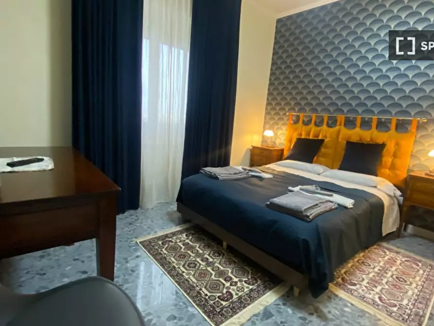 Immagine 1 di Camera condivisa in affitto  in Via Calpurnio Fiamma a Roma