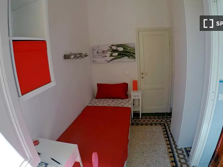 Immagine 6 di Camera condivisa in affitto  in Via Zara a Firenze