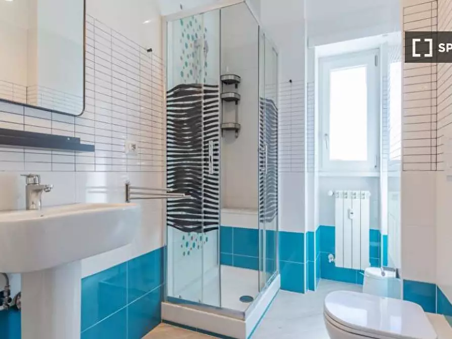 Immagine 19 di Camera condivisa in affitto  in Via Francesco Buonamici a Roma