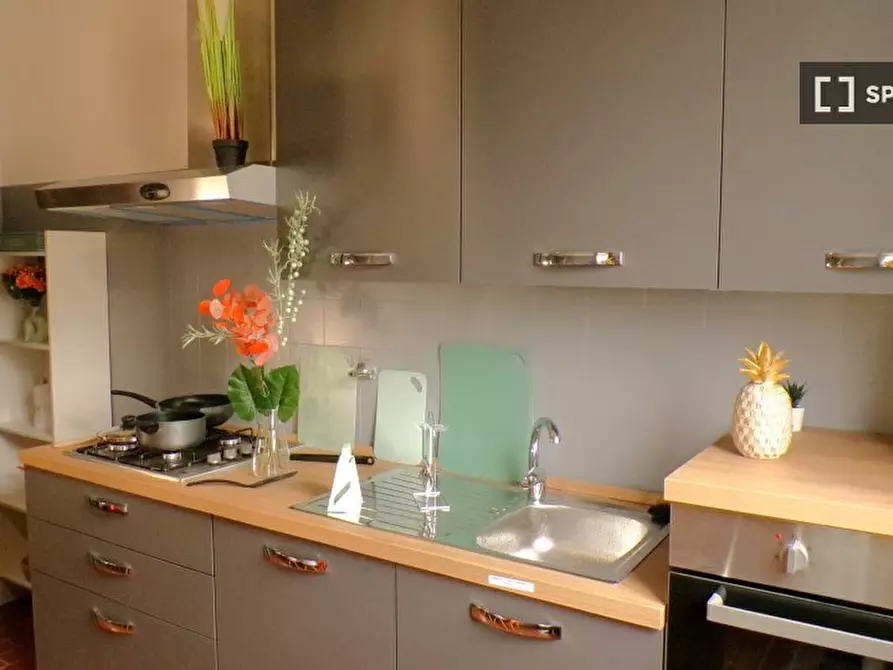 Immagine 16 di Camera condivisa in affitto  in Rodolfo Mondolfo a Bologna