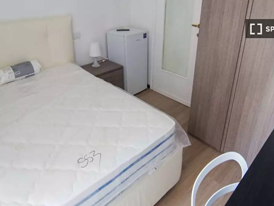 Immagine 3 di Camera condivisa in affitto  in Via Francesco Reina a Milano