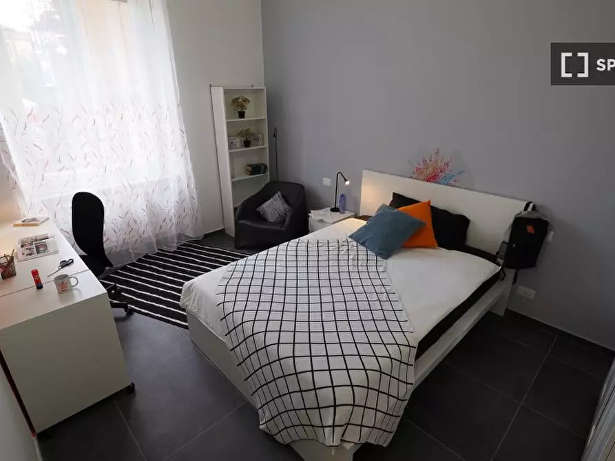 Immagine 1 di Camera condivisa in affitto  in Corso Peschiera a Torino