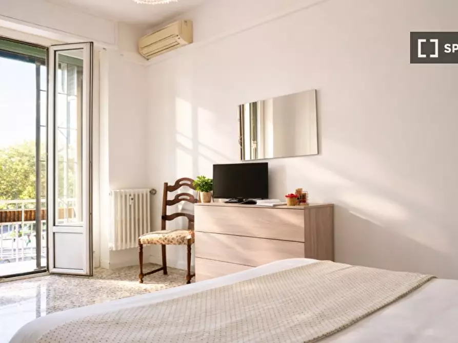 Immagine 13 di Appartamento in affitto  in Viale Cassala a Milano