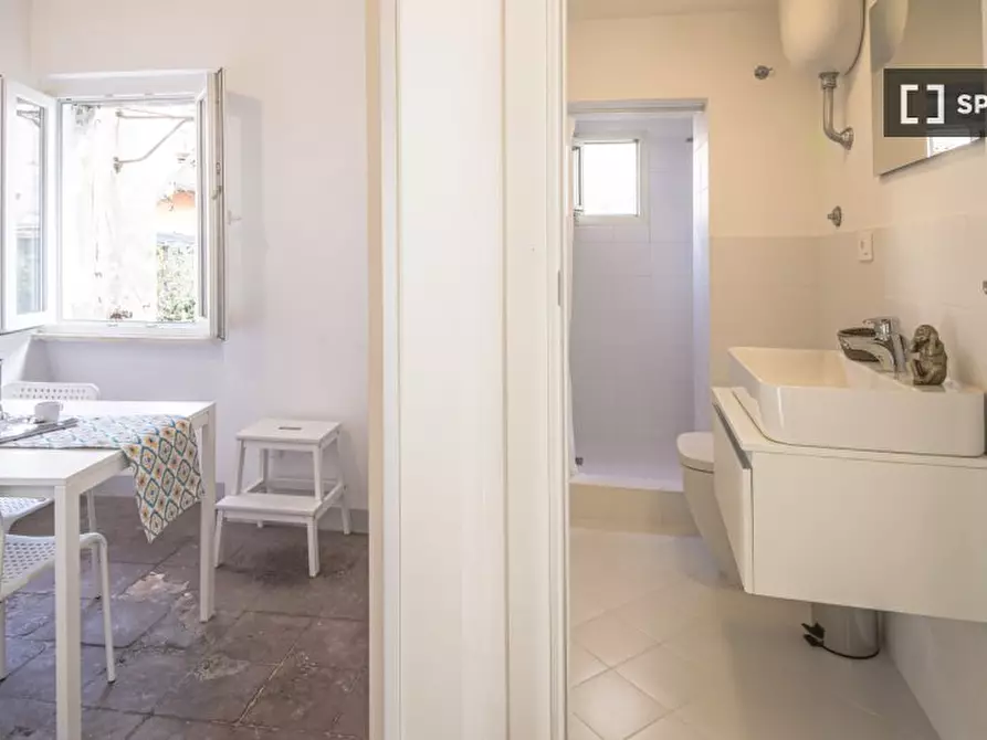 Immagine 5 di Appartamento in affitto  in Via degli Spagnoli a Roma