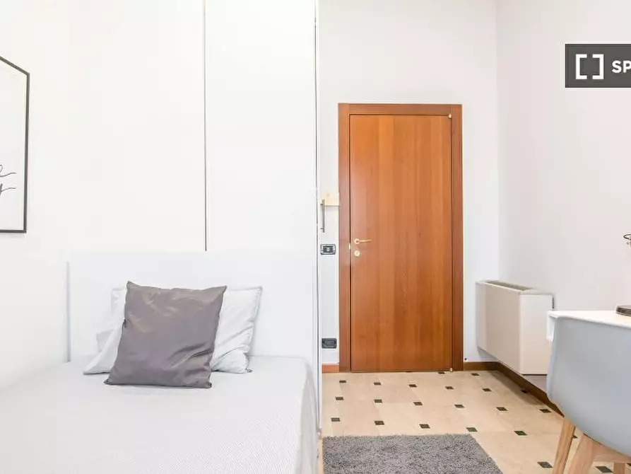 Immagine 11 di Camera condivisa in affitto  in Via Tiziano Aspetti a Padova