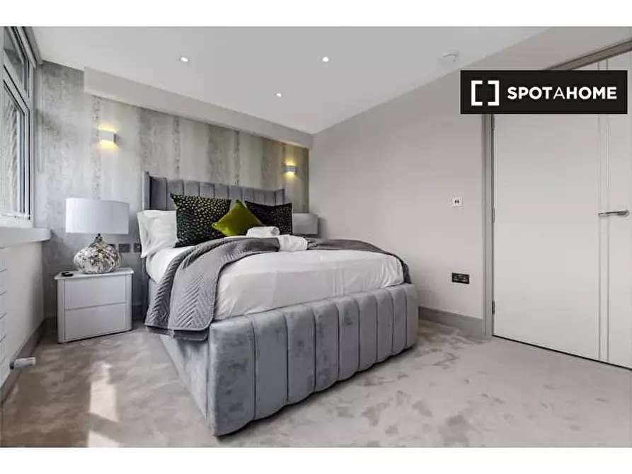 Immagine 11 di Appartamento in affitto  in Flat Goldman House - 122 Wembley Park drive HA9 8HP a Brent