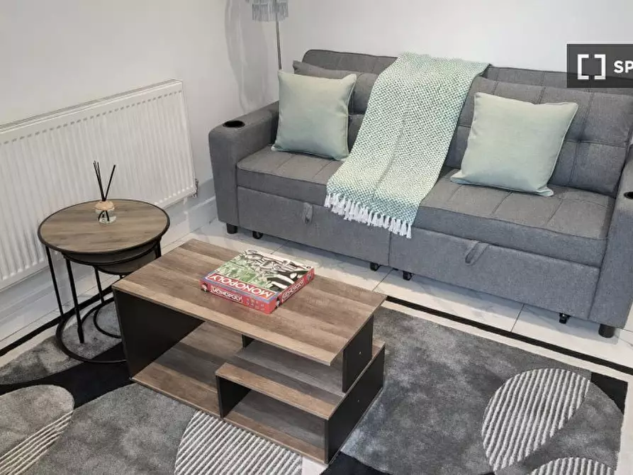 Immagine 4 di Appartamento in affitto  in Salisbury Road a 
