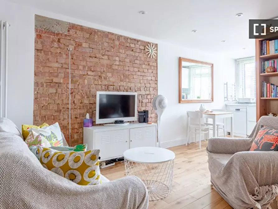 Immagine 5 di Appartamento in affitto  in Culpeper Court a Lambeth
