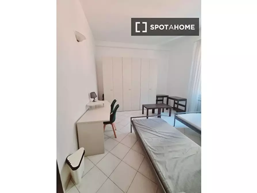 Immagine 4 di Camera condivisa in affitto  in Via Senese a Firenze