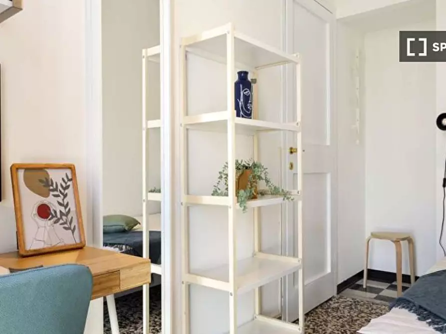 Immagine 3 di Camera condivisa in affitto  in Via Battistotti Sassi a Milano