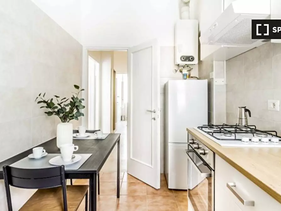 Immagine 9 di Camera condivisa in affitto  in Via degli Astri a Milano