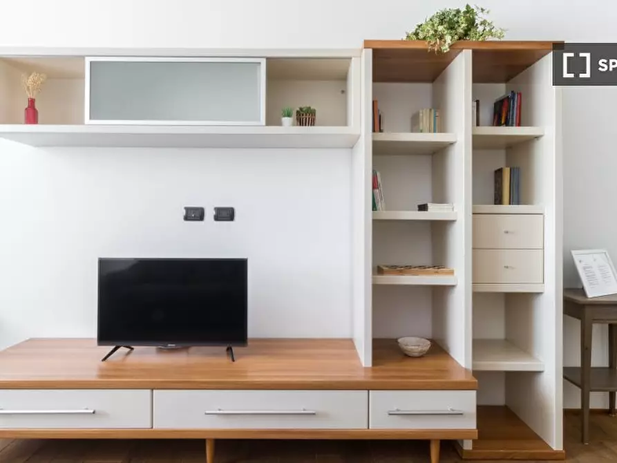 Immagine 15 di Appartamento in affitto  in Viale Corsica a Milano