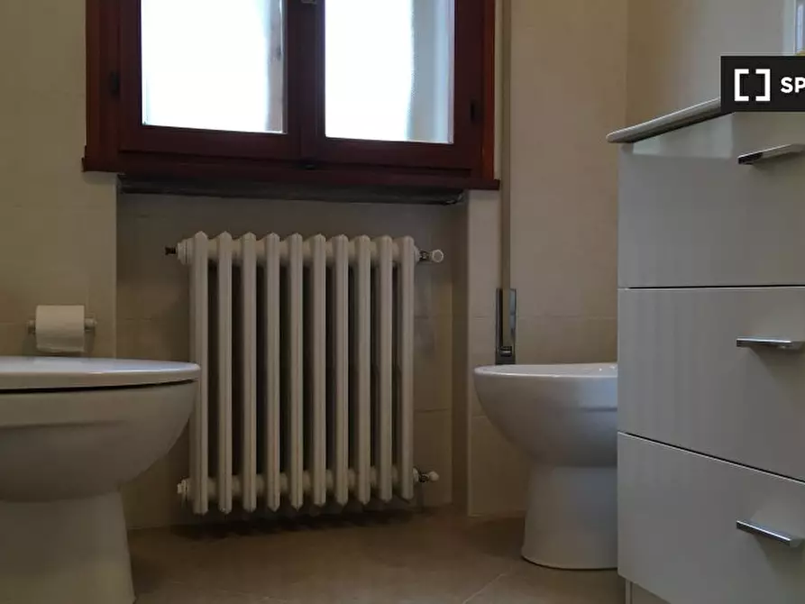 Immagine 10 di Camera condivisa in affitto  in Via Federico Confalonieri a Padova