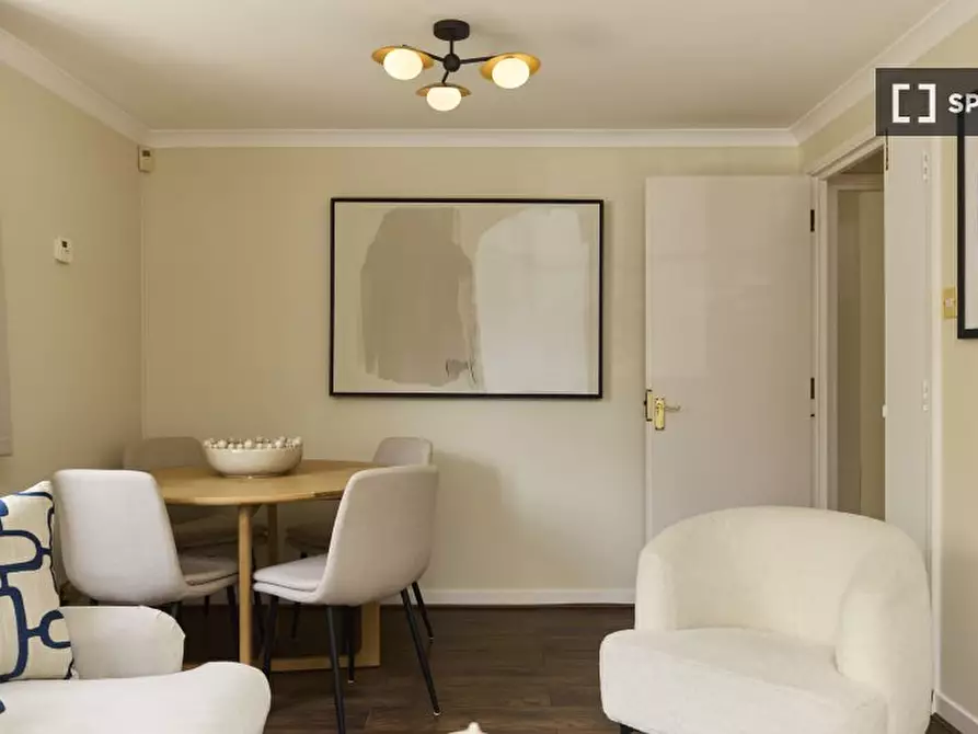 Immagine 6 di Appartamento in affitto  in Brompton Park Cres a Hammersmith
