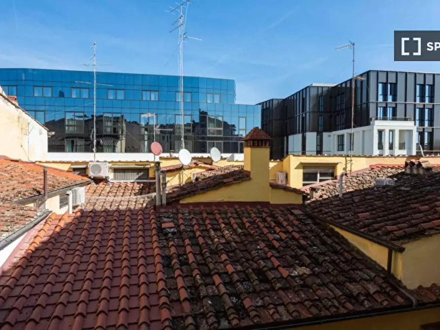 Immagine 5 di Appartamento in affitto  in Lungarno Amerigo Vespucci a Firenze