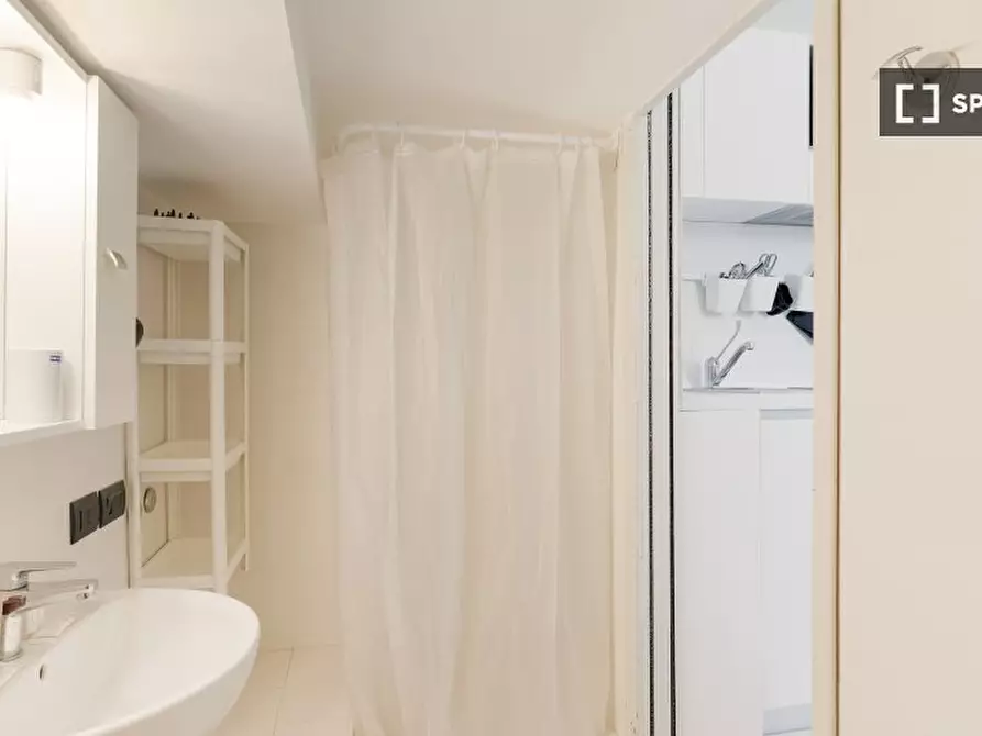 Immagine 6 di Ufficio in affitto  in Corso Magenta a Milano