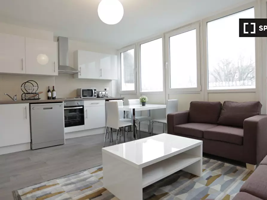 Immagine 3 di Camera condivisa in affitto  in Corringham Rd a Poplar