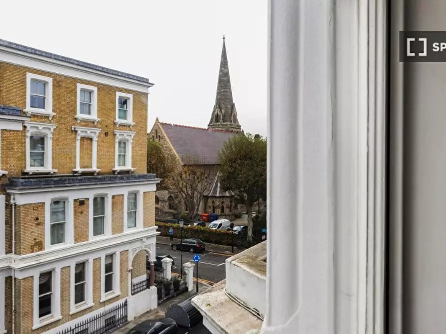 Immagine 4 di Appartamento in affitto  in Redcliffe Square a Kensington