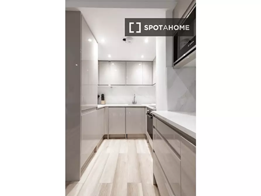 Immagine 5 di Appartamento in affitto  in Sussex Gardens a Paddington