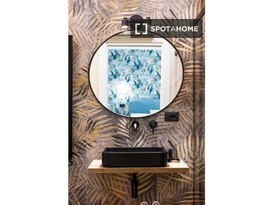 Immagine 9 di Appartamento in affitto  in Via Saluzzo a Roma