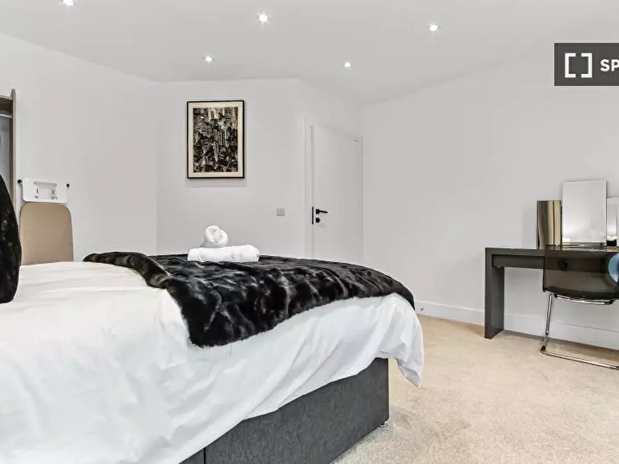 Immagine 2 di Appartamento in affitto  in Vincent Rd a Croydon