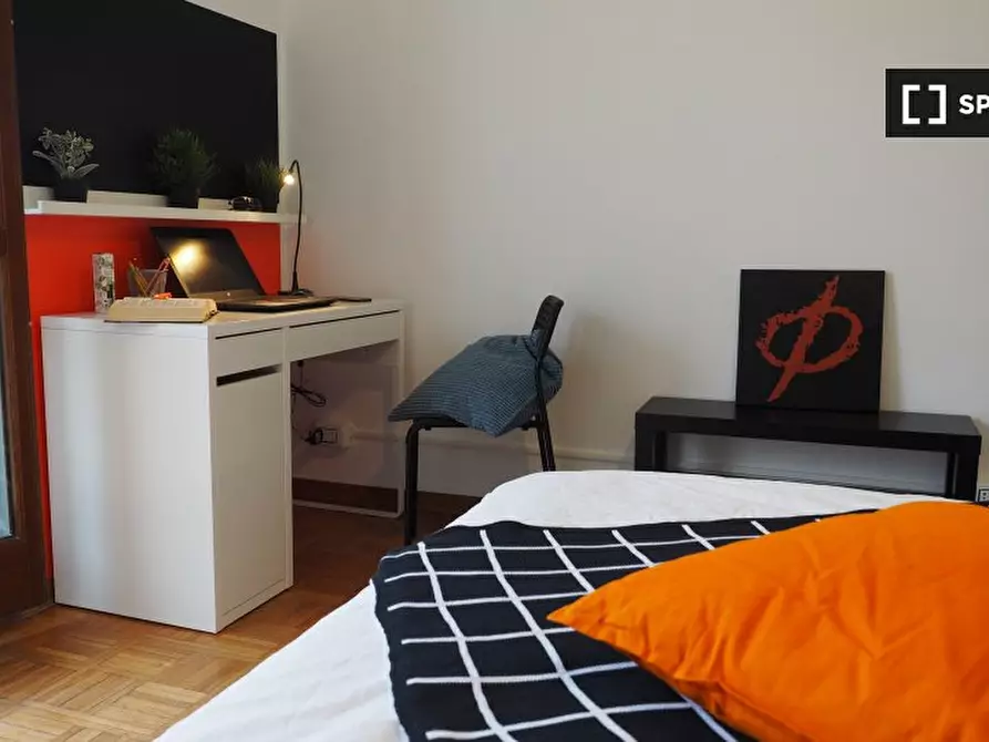 Immagine 2 di Camera condivisa in affitto  in Via Gian Domenico Cassini a Torino