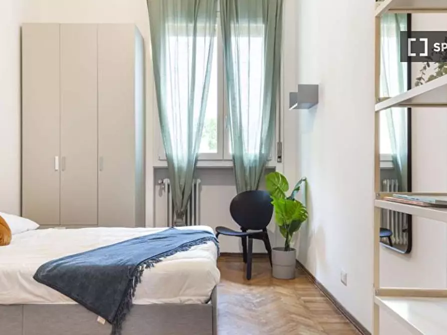 Immagine 2 di Camera condivisa in affitto  in Via Francesco Reina a Milano