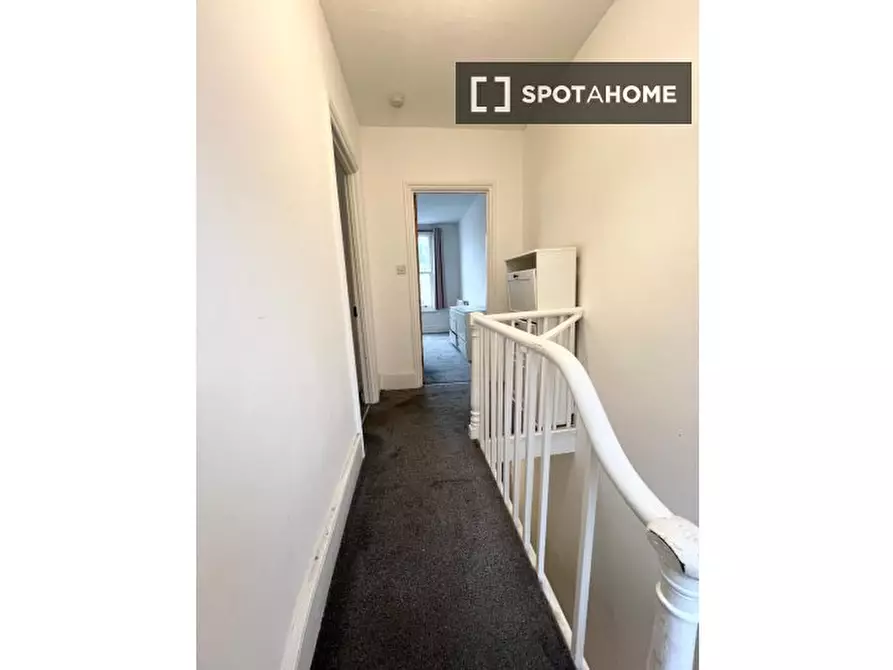 Immagine 11 di Camera condivisa in affitto  in Shannon Grove a Lambeth