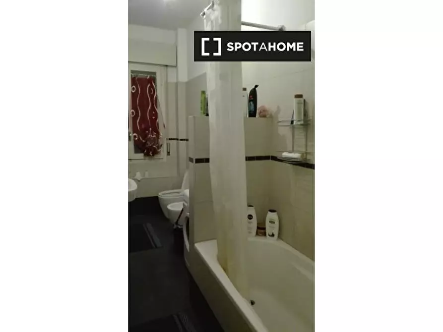 Immagine 6 di Camera condivisa in affitto  in Via Giuseppe Dagnini a Bologna
