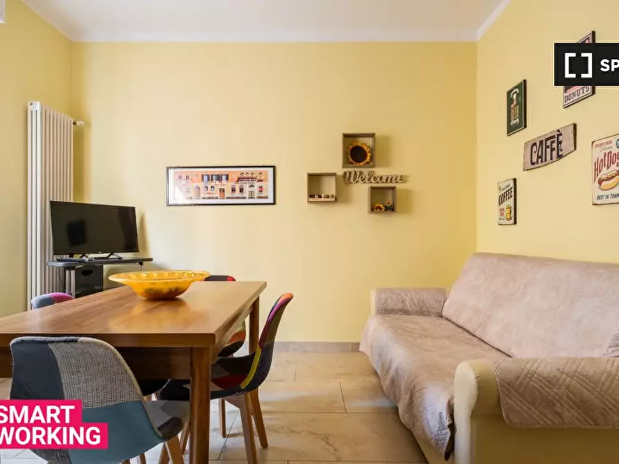 Immagine 1 di Appartamento in affitto  in Viale della Repubblica a Bologna