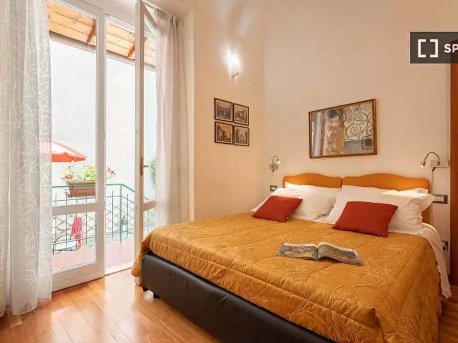 Immagine 9 di Appartamento in affitto  in Via Ugo Foscolo a Firenze