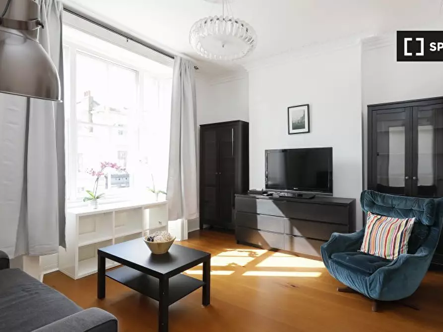 Immagine 4 di Appartamento in affitto  in B Mornington Terrace a Camden Town