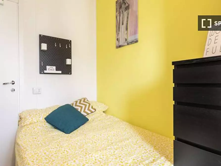 Immagine 3 di Camera condivisa in affitto  in Via della Capinera a Milano