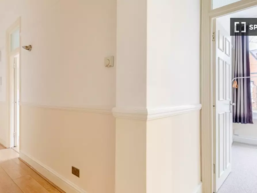 Immagine 19 di Appartamento in affitto  in D Nassington Rd a Camden Town