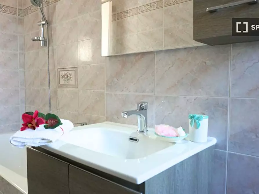 Immagine 8 di Appartamento in affitto  in Viale Cassala a Milano