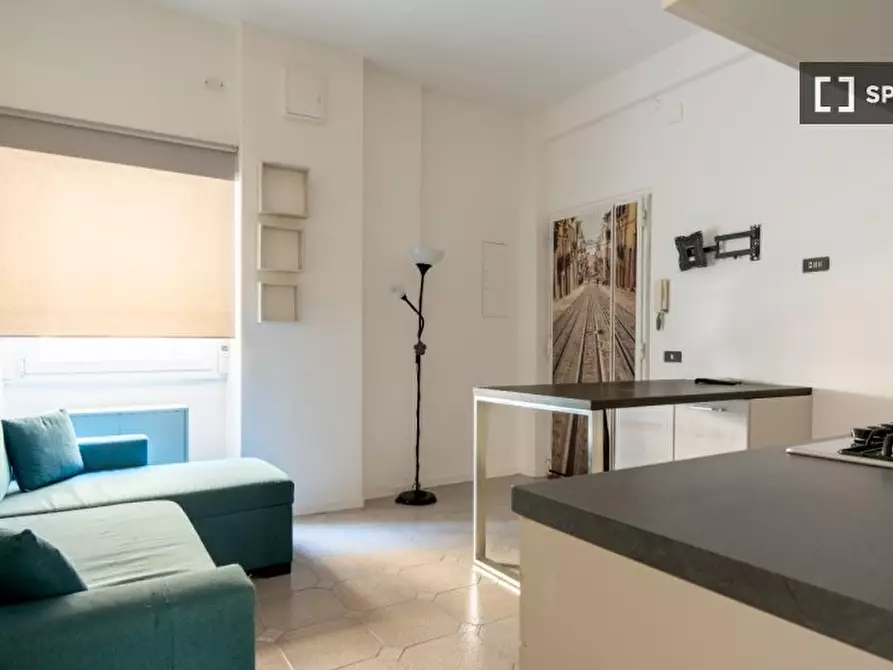 Immagine 5 di Appartamento in affitto  in Via Tuscolana a Roma